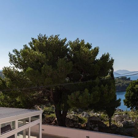 Apartment & Rooms Villa Katarina สลาโน ภายนอก รูปภาพ
