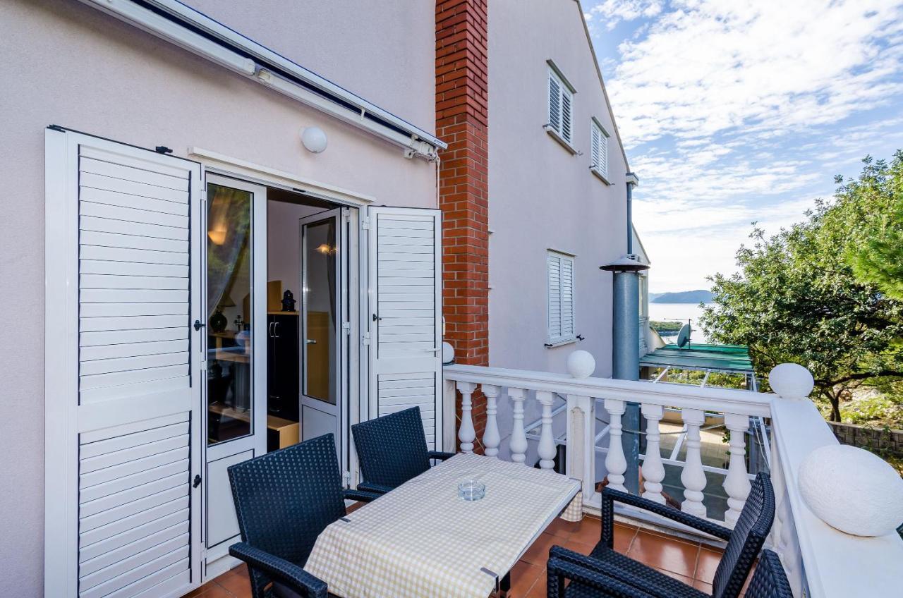 Apartment & Rooms Villa Katarina สลาโน ภายนอก รูปภาพ