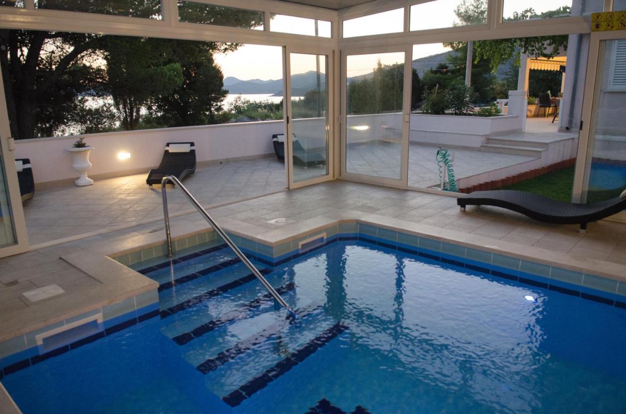 Apartment & Rooms Villa Katarina สลาโน ภายนอก รูปภาพ