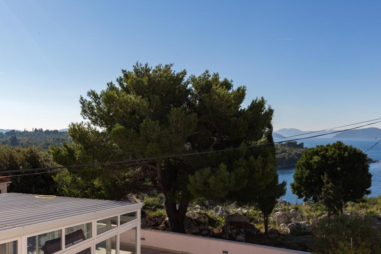 Apartment & Rooms Villa Katarina สลาโน ภายนอก รูปภาพ
